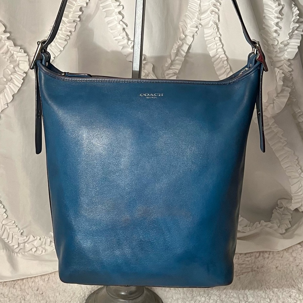 Coach Classic Leather Shoulder Bag